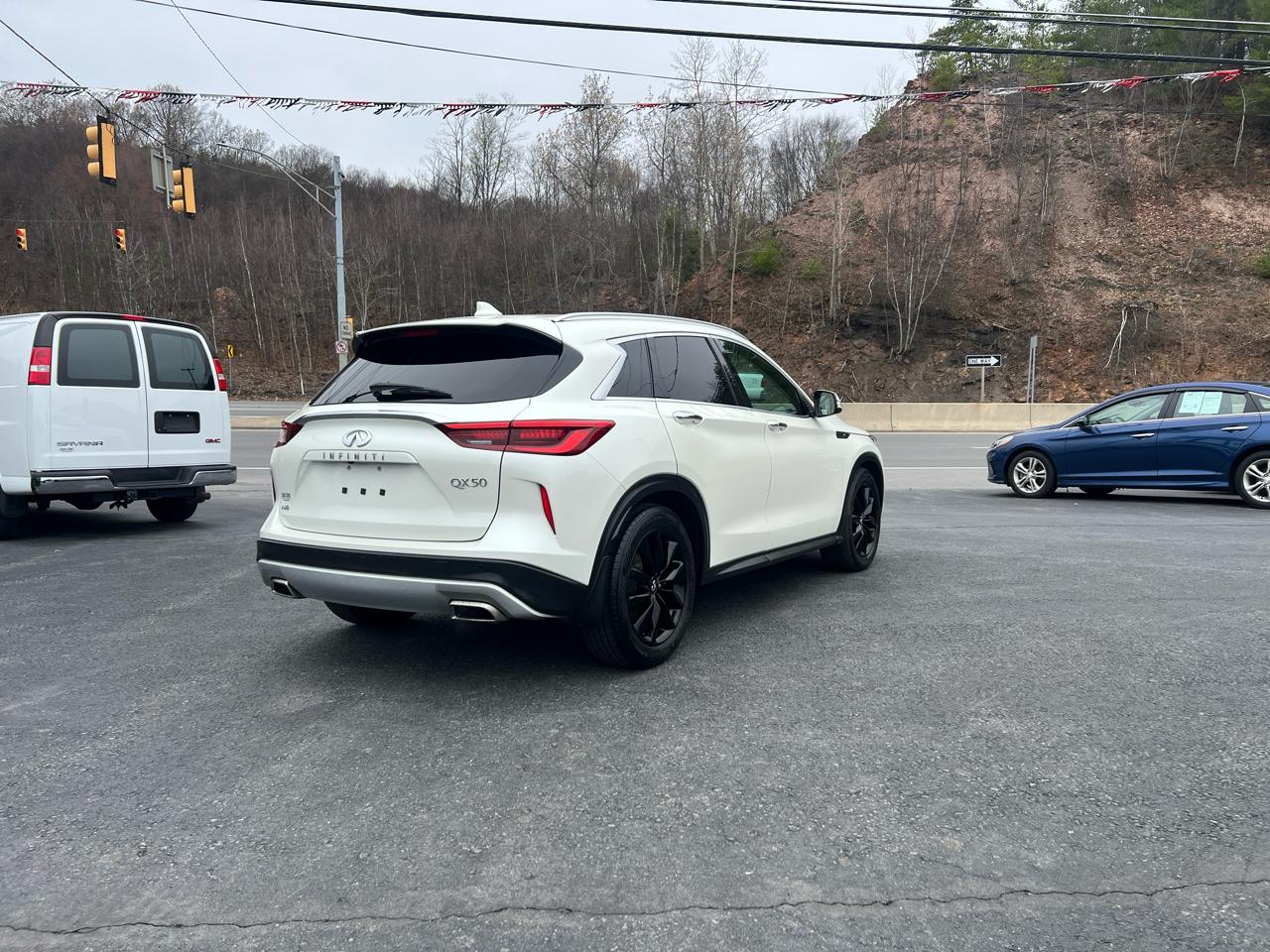 Infiniti QX50 LUXE AWD 2020