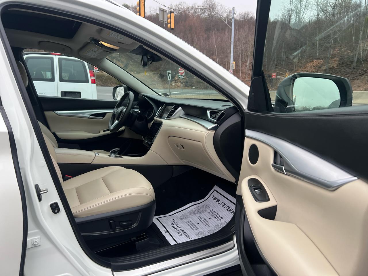 Infiniti QX50 LUXE AWD 2020