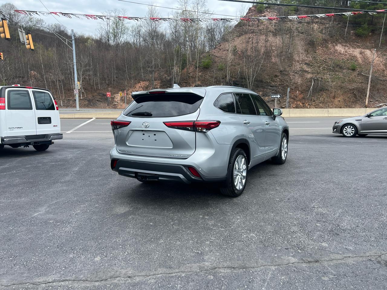 Toyota Highlander Limited AWD V6 2020