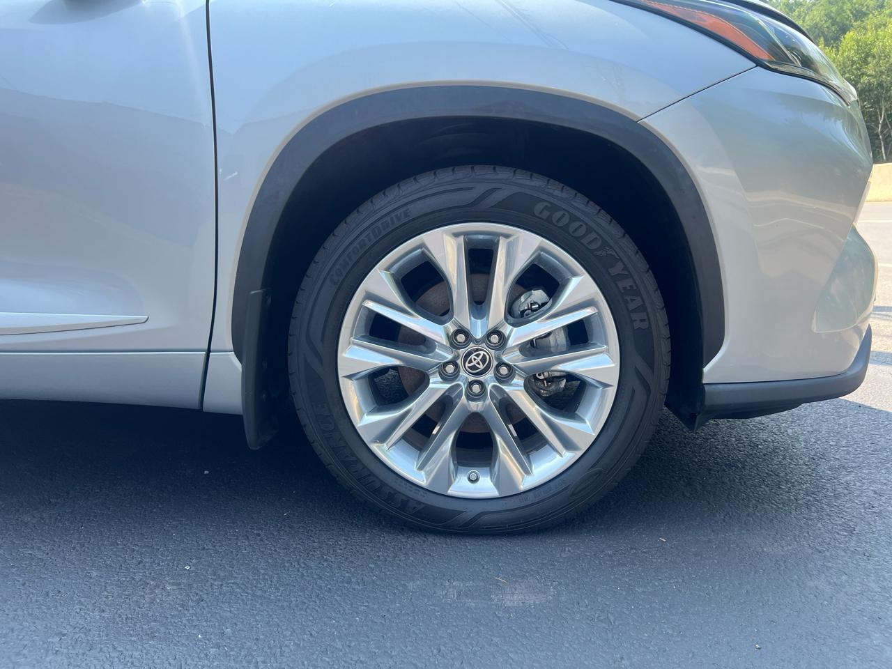 Toyota Highlander Limited AWD V6 2020
