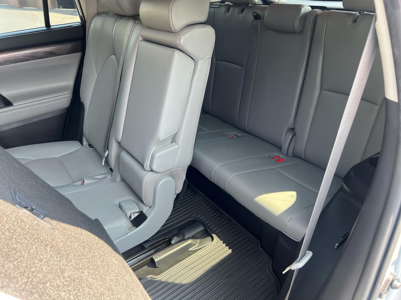 Toyota Highlander Limited AWD V6 2020