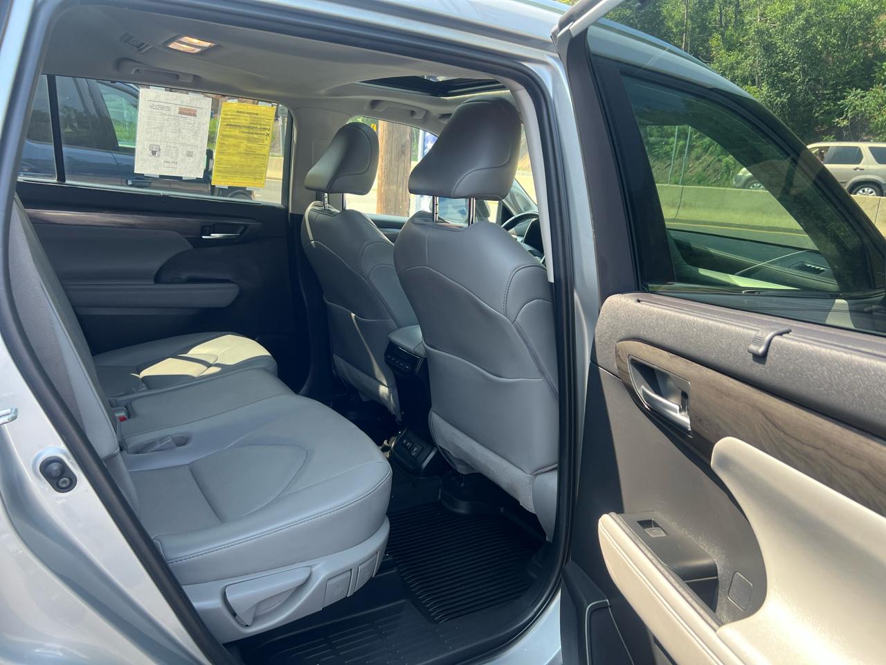 Toyota Highlander Limited AWD V6 2020