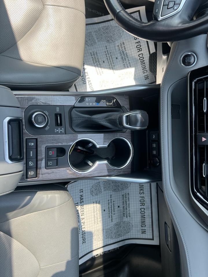 Toyota Highlander Limited AWD V6 2020