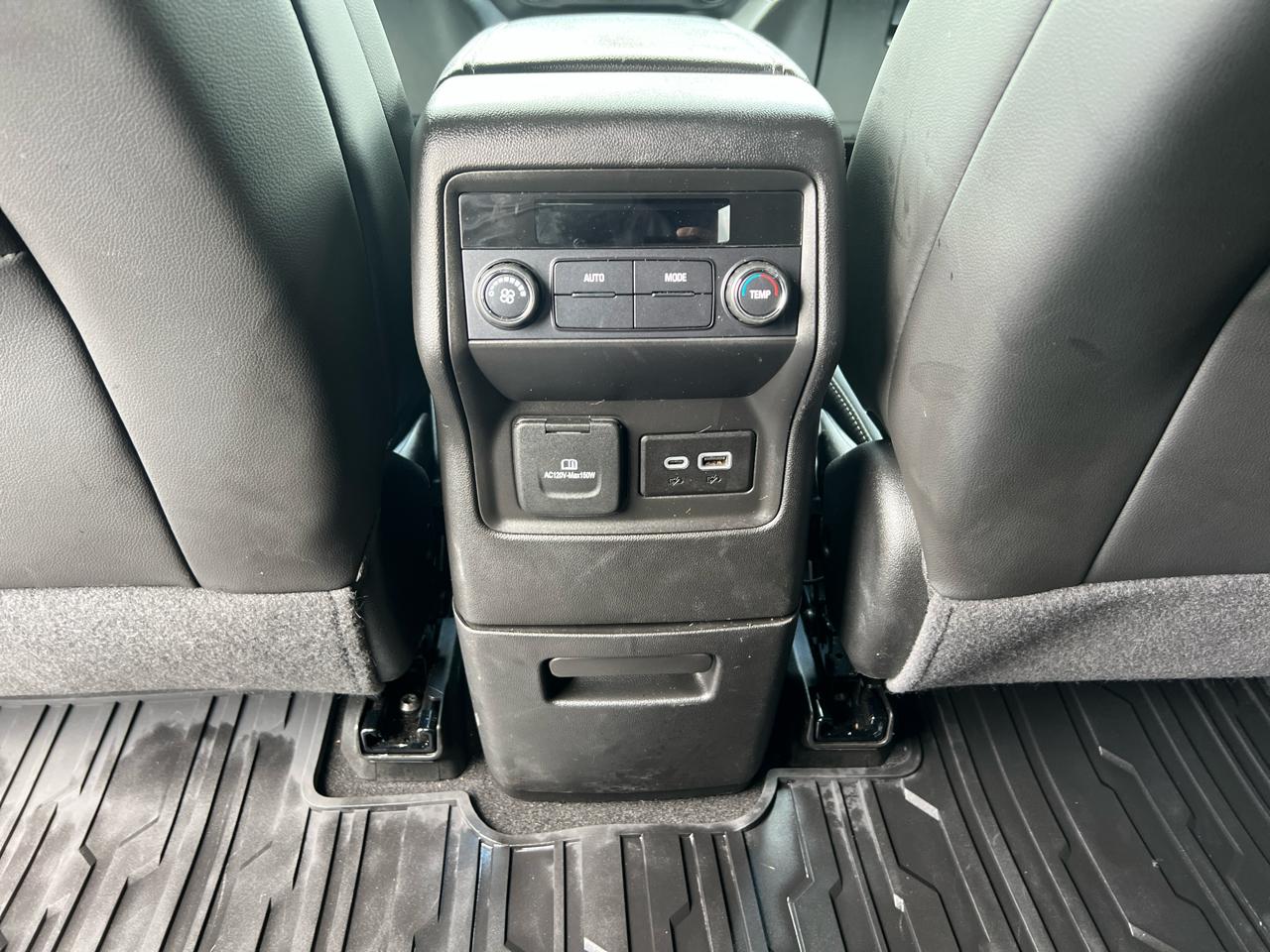 GMC Acadia SLT AWD 2023