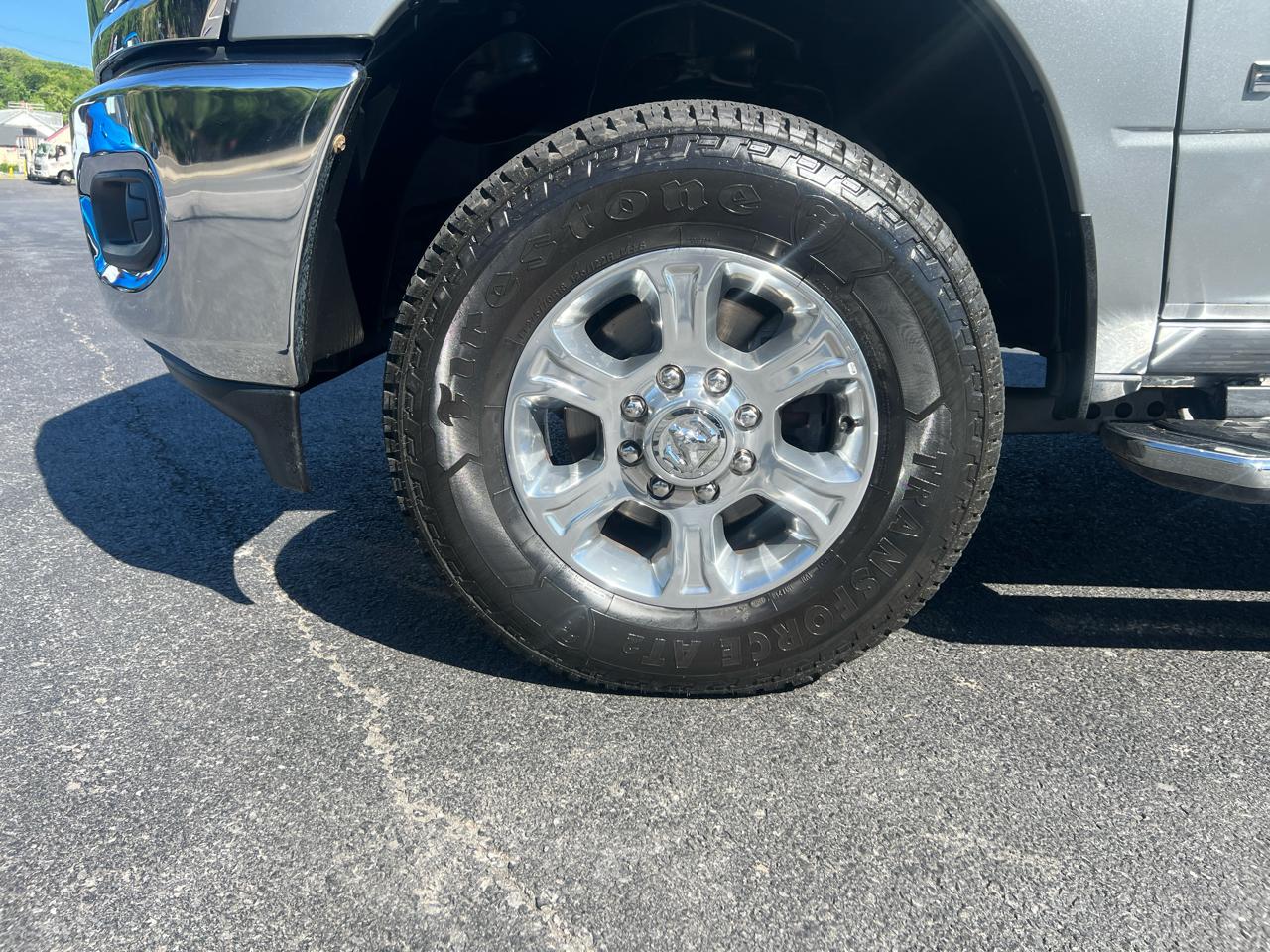 RAM 2500 Tradesman Crew Cab LWB 4WD 2024