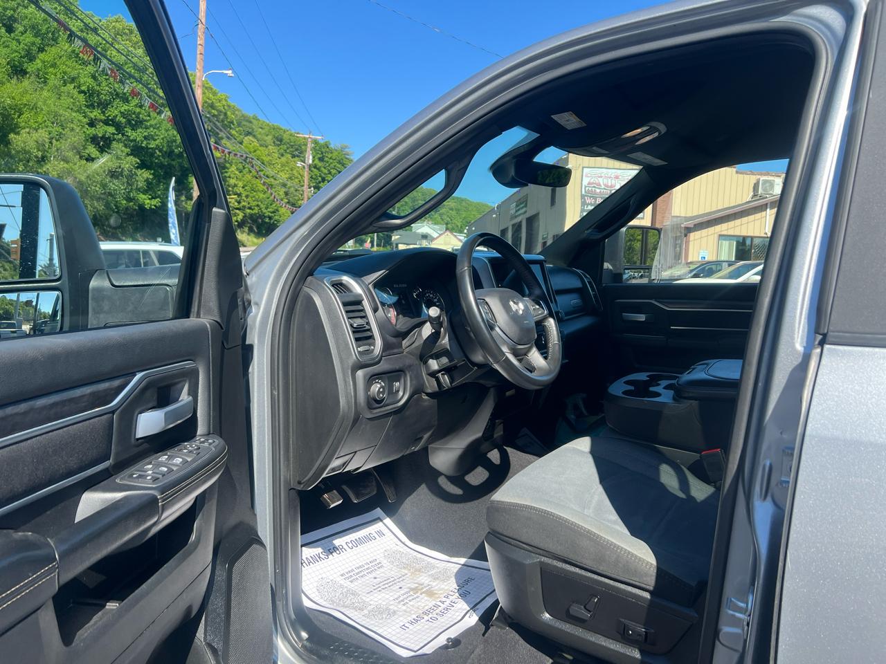 RAM 2500 Tradesman Crew Cab LWB 4WD 2024