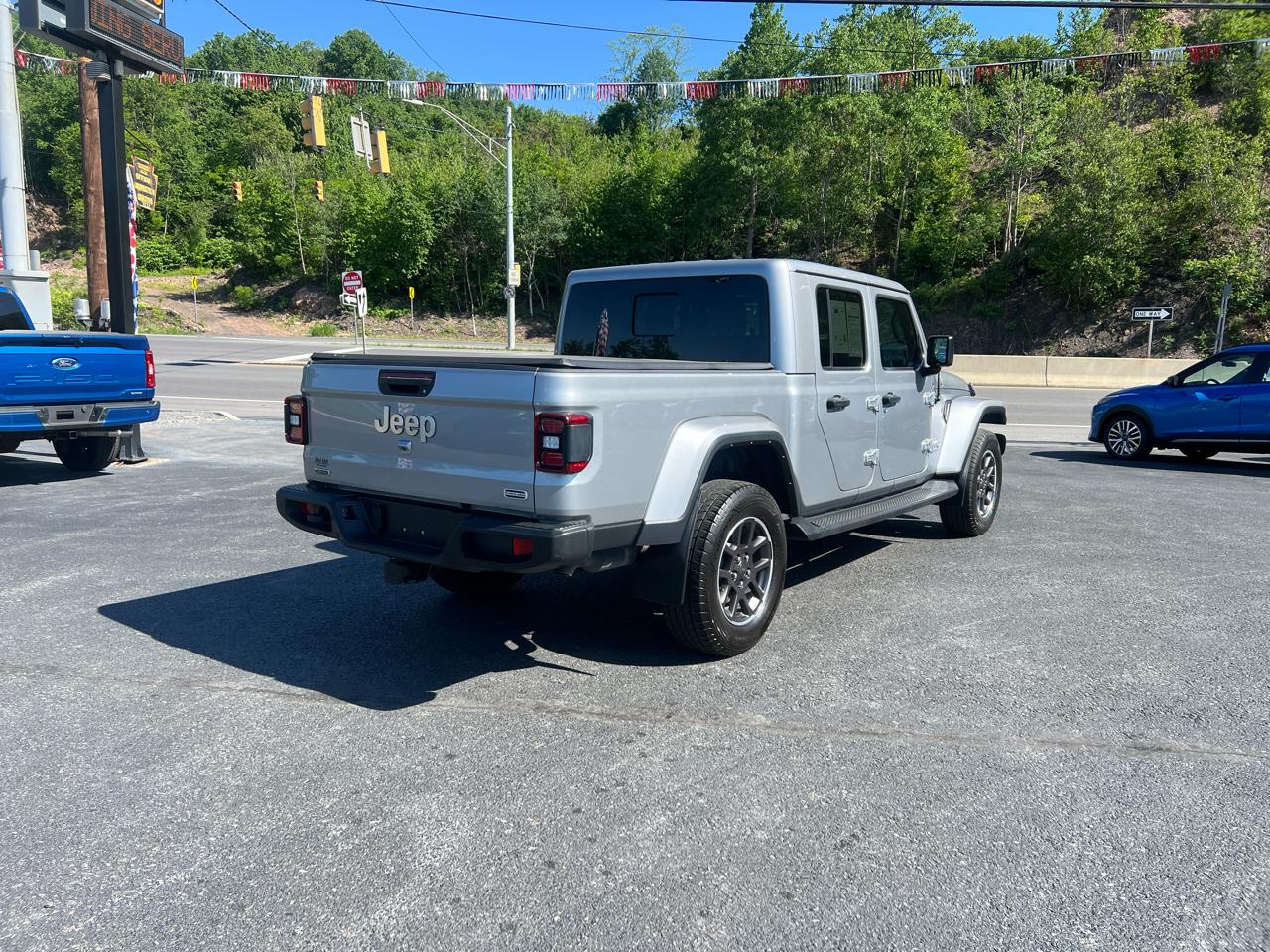 Jeep Gladiator Overland 2021