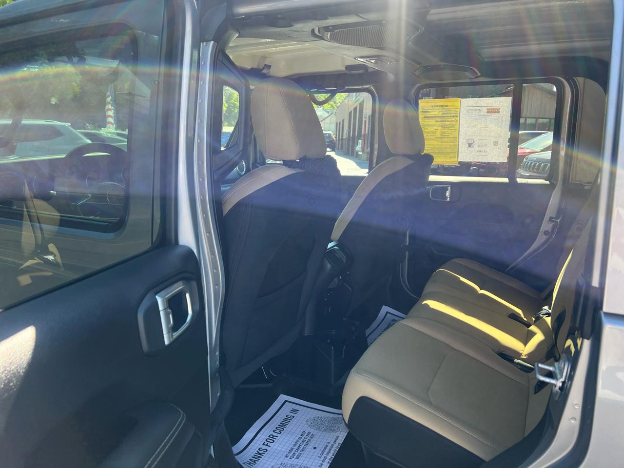 Jeep Gladiator Overland 2021