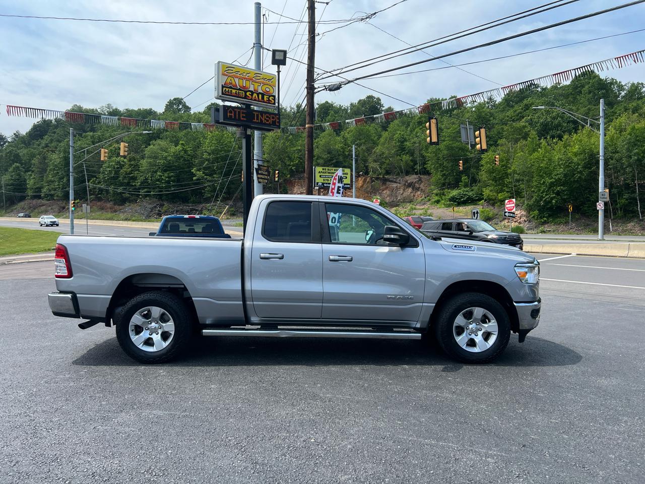 RAM 1500 Big Horn Quad Cab 4WD 2021