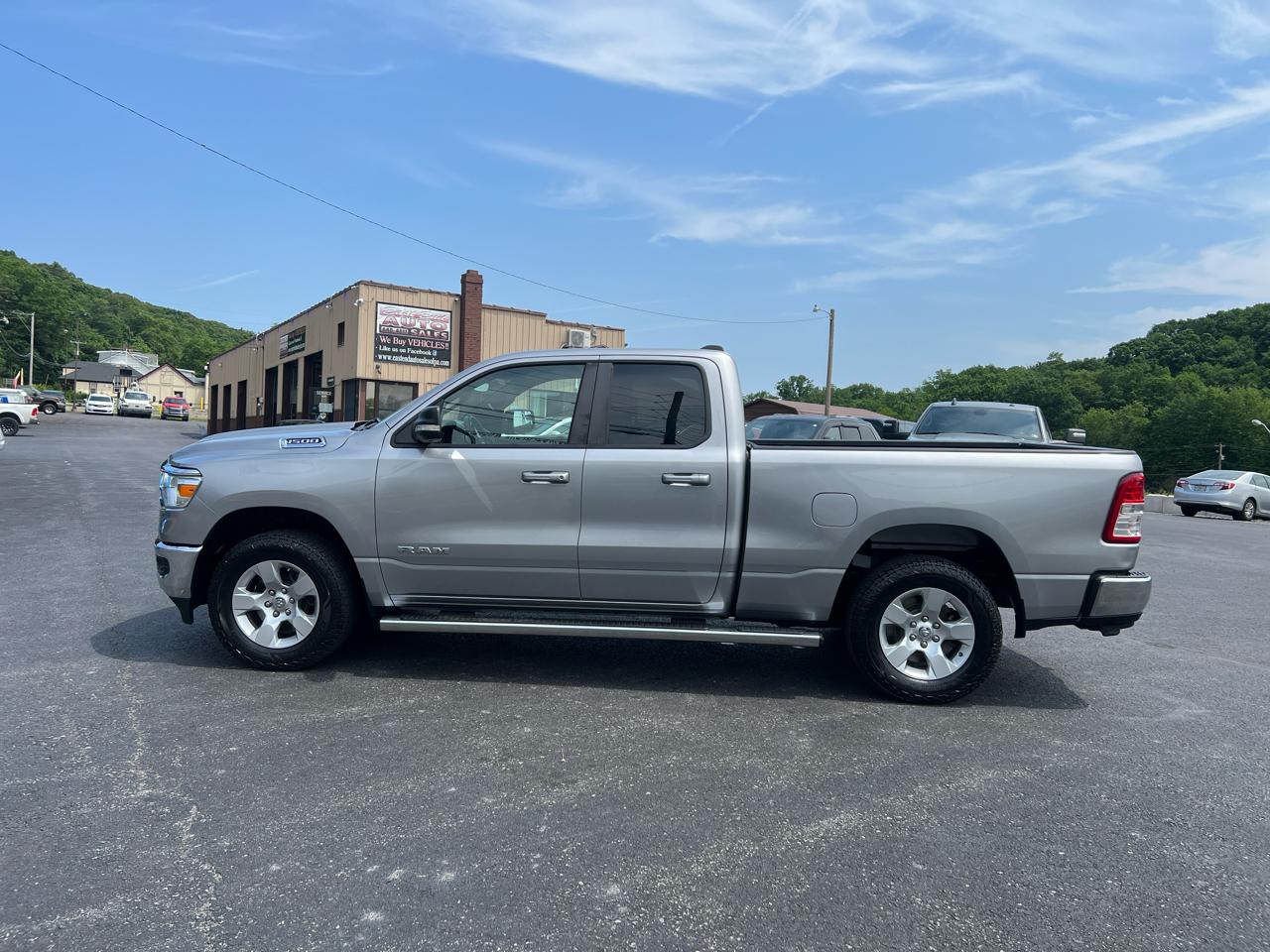 RAM 1500 Big Horn Quad Cab 4WD 2021