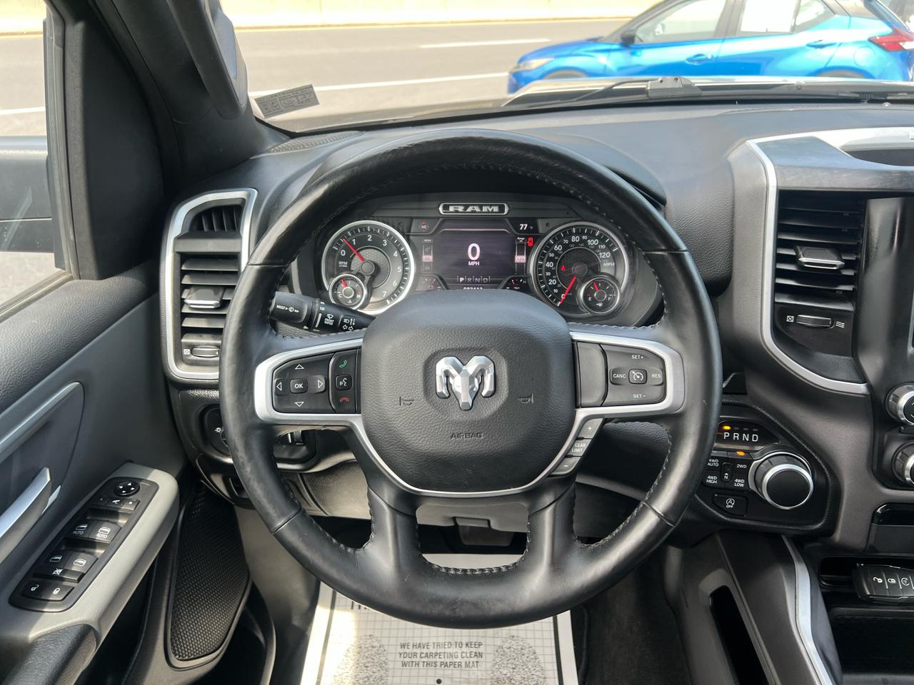 RAM 1500 Big Horn Quad Cab 4WD 2021
