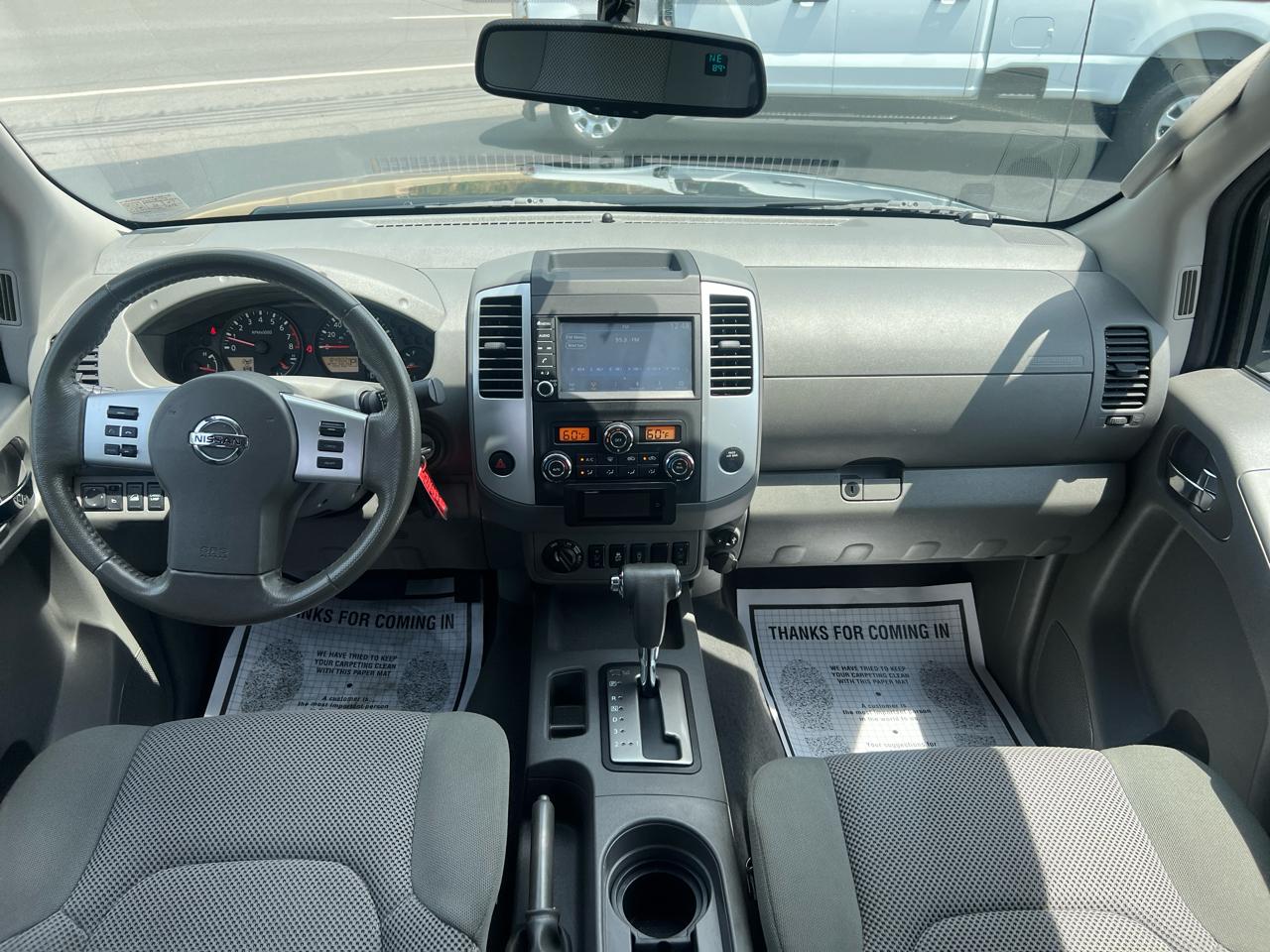 Nissan Frontier SV Crew Cab 5AT 4WD 2019