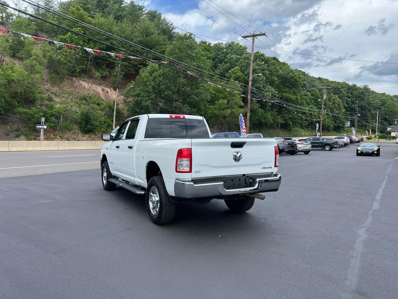 RAM 2500 Tradesman Crew Cab SWB 4WD 2022