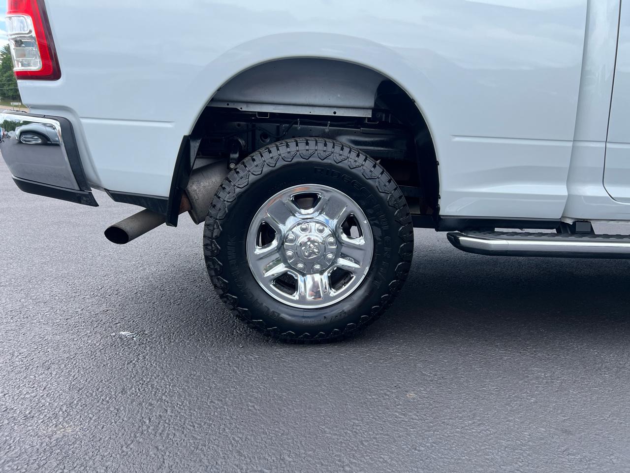 RAM 2500 Tradesman Crew Cab SWB 4WD 2022