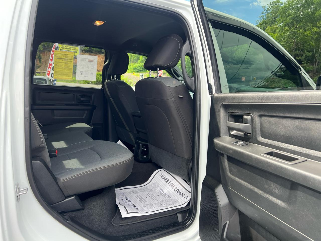 RAM 2500 Tradesman Crew Cab SWB 4WD 2022
