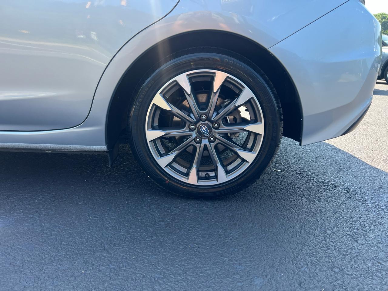 Subaru Impreza 2.0i Limited CVT 5-Door 2023