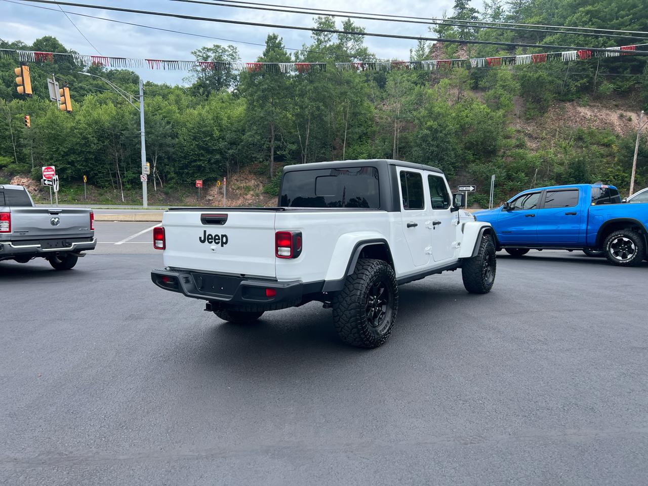 Jeep Gladiator Willys 4x4 2021