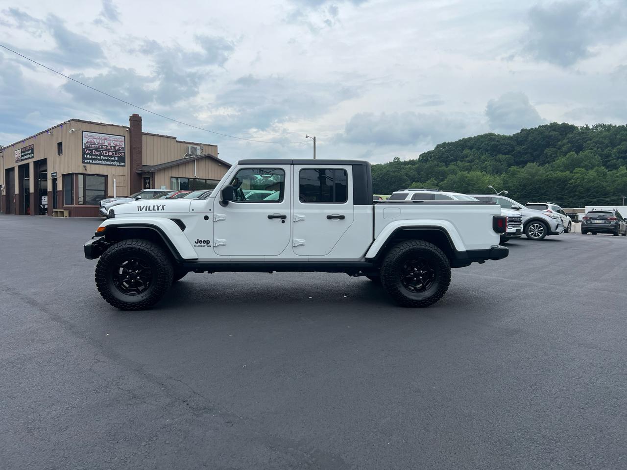 Jeep Gladiator Willys 4x4 2021