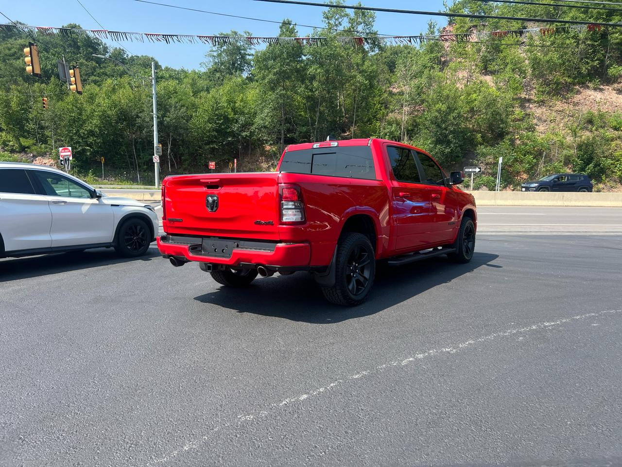 RAM 1500 Big Horn Crew Cab SWB 4WD 2020