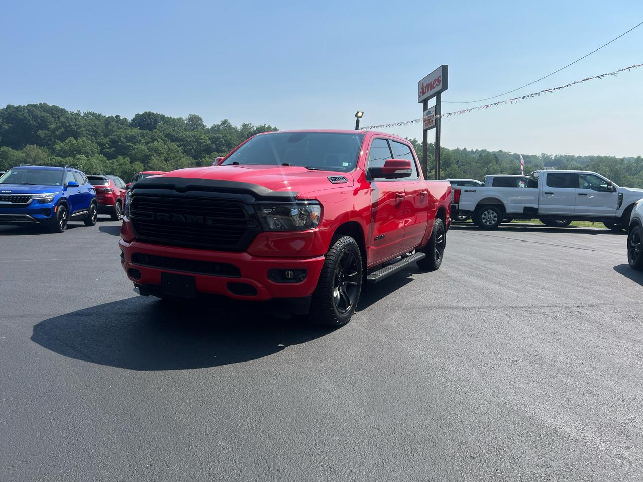 RAM 1500 Big Horn Crew Cab SWB 4WD 2020