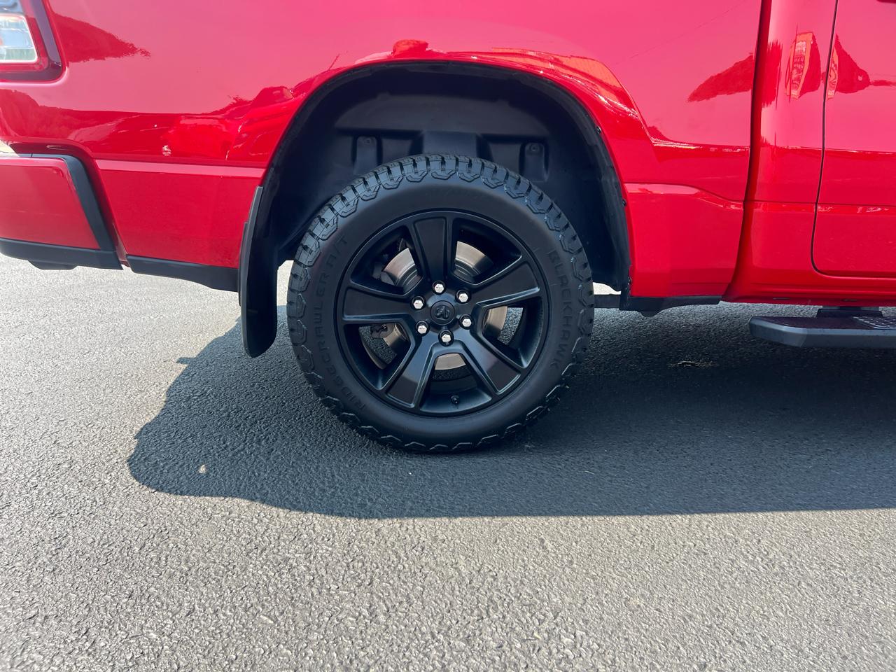 RAM 1500 Big Horn Crew Cab SWB 4WD 2020