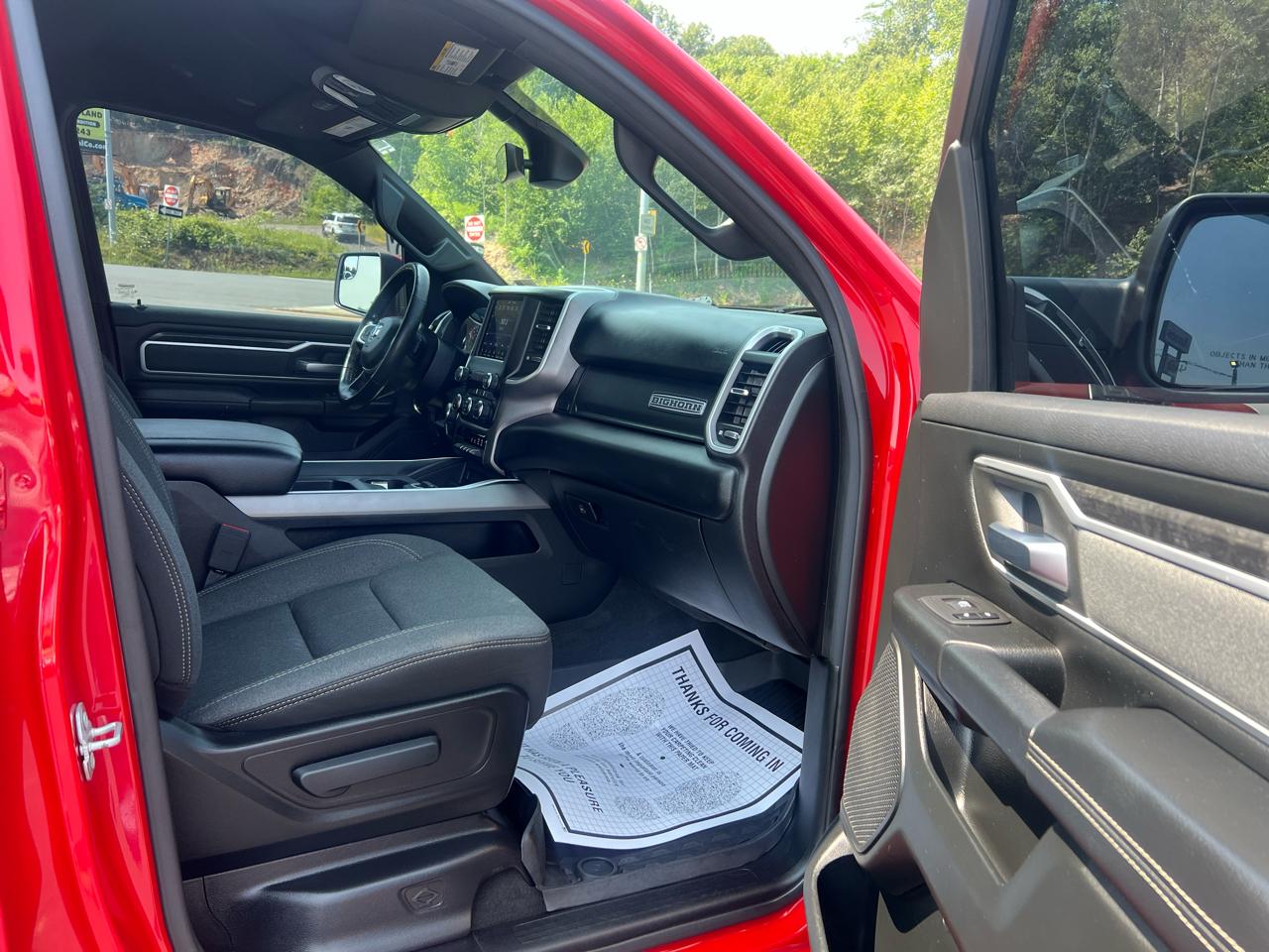 RAM 1500 Big Horn Crew Cab SWB 4WD 2020