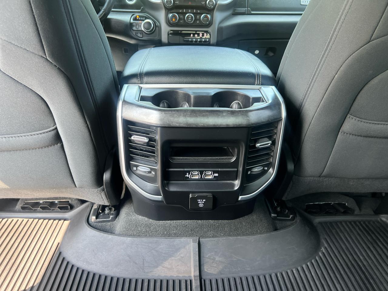 RAM 1500 Big Horn Crew Cab SWB 4WD 2020