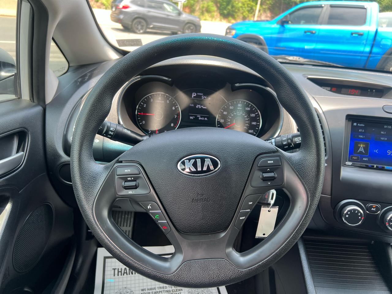 Kia Forte 5-Door LX 2017