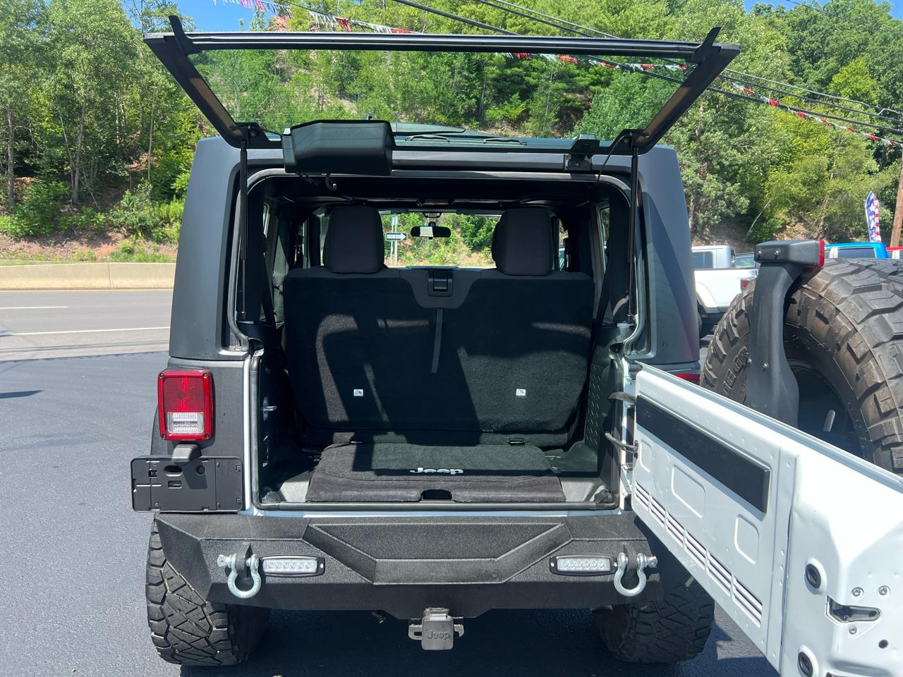 Jeep Wrangler Sport 4WD 2017