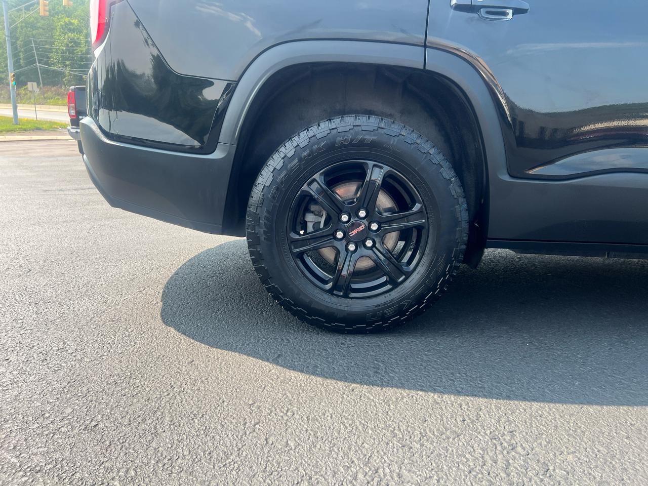 GMC Acadia AWD 4dr AT4 2022