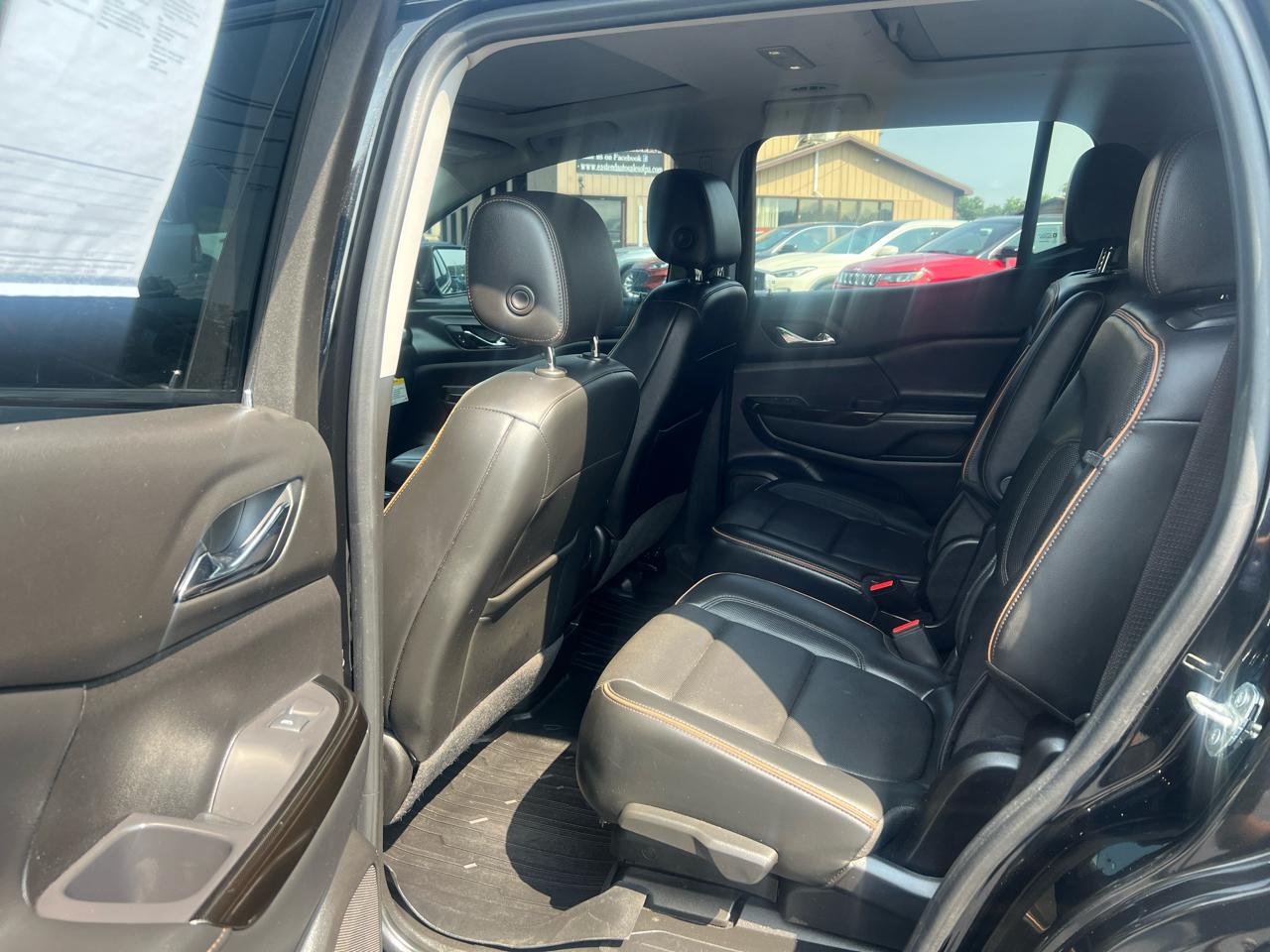 GMC Acadia AWD 4dr AT4 2022