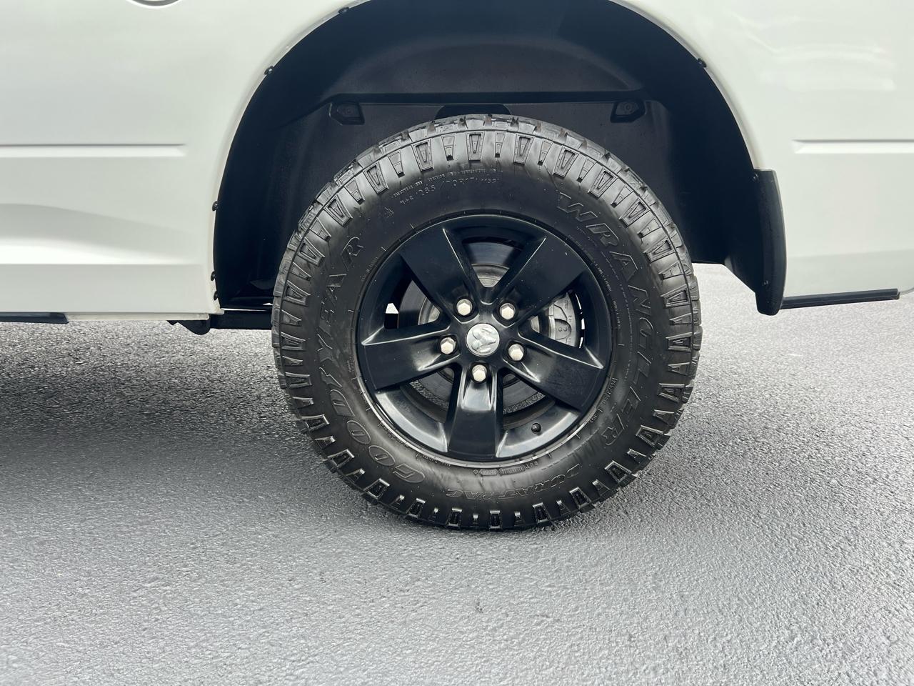 RAM 1500 Classic Tradesman Crew Cab LWB 4WD 2019