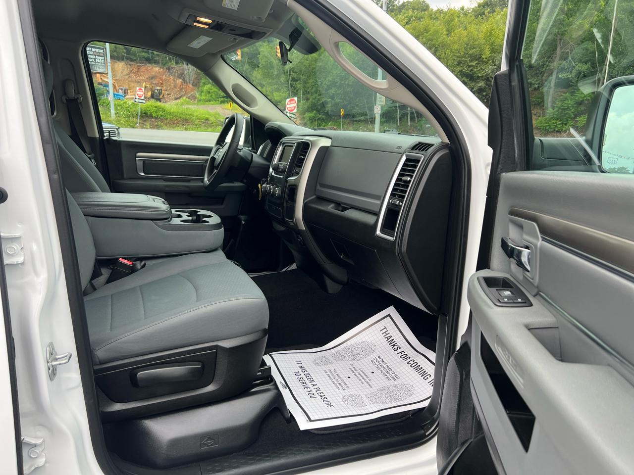 RAM 1500 Classic Tradesman Crew Cab LWB 4WD 2019