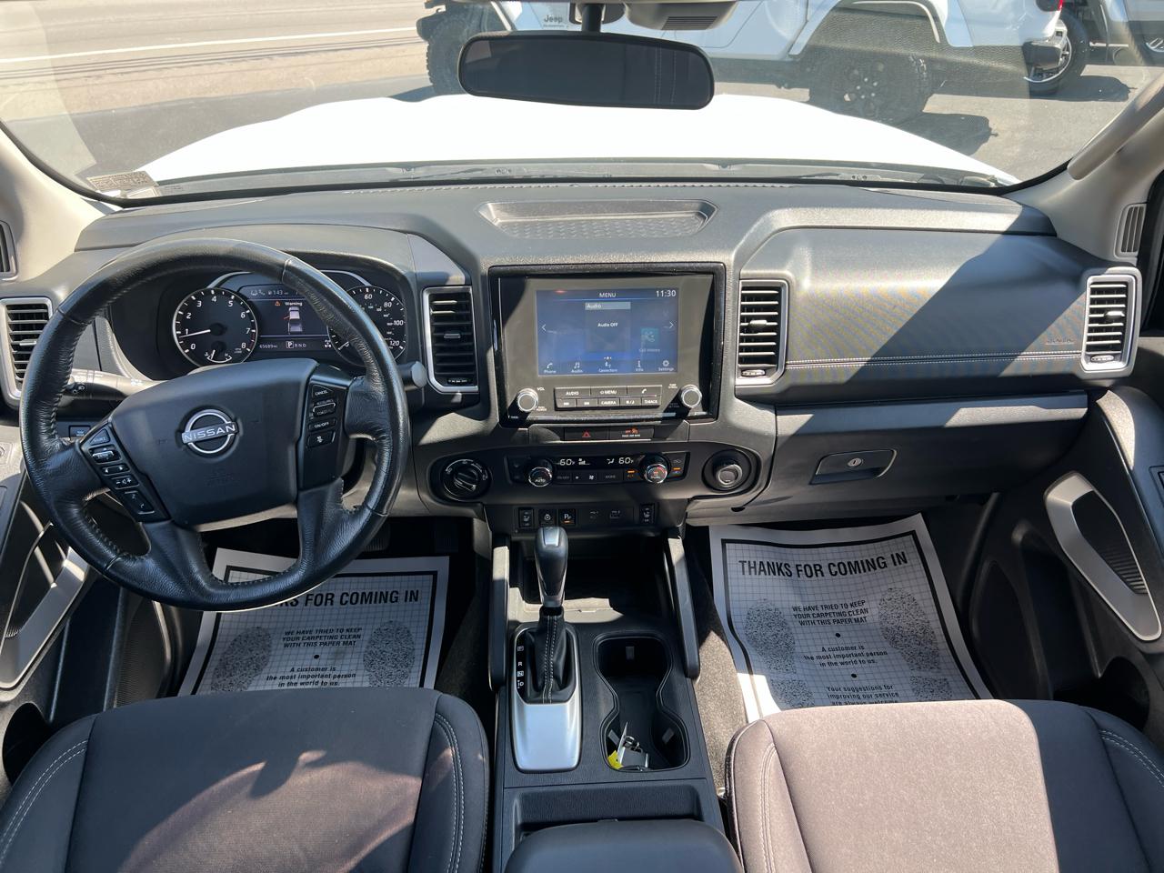 Nissan Frontier SV Crew Cab 4WD 2022