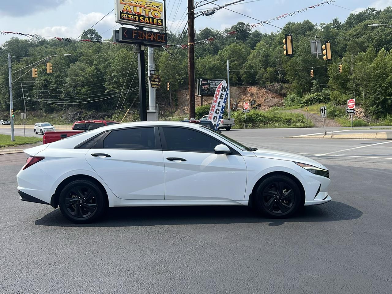 Hyundai Elantra SEL 2022