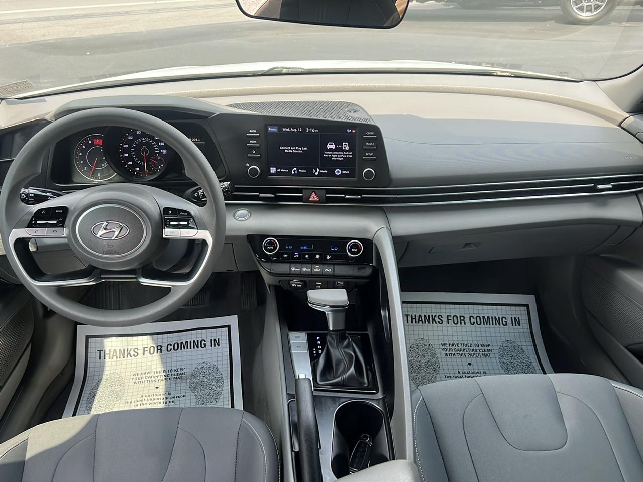 Hyundai Elantra SEL 2022