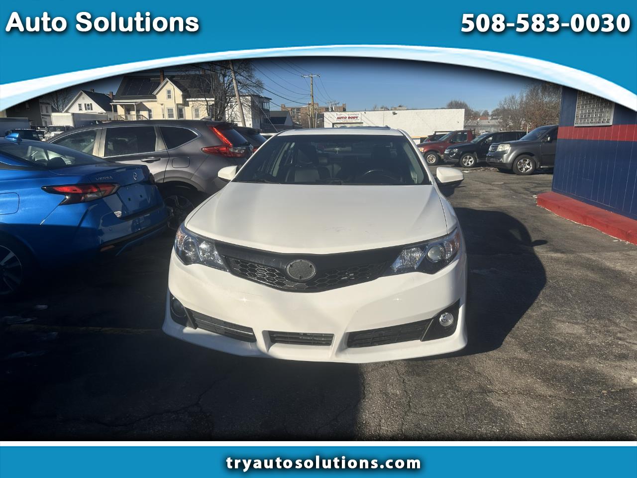 2013 Toyota Camry 4dr Sdn I4 Auto XLE (Natl)