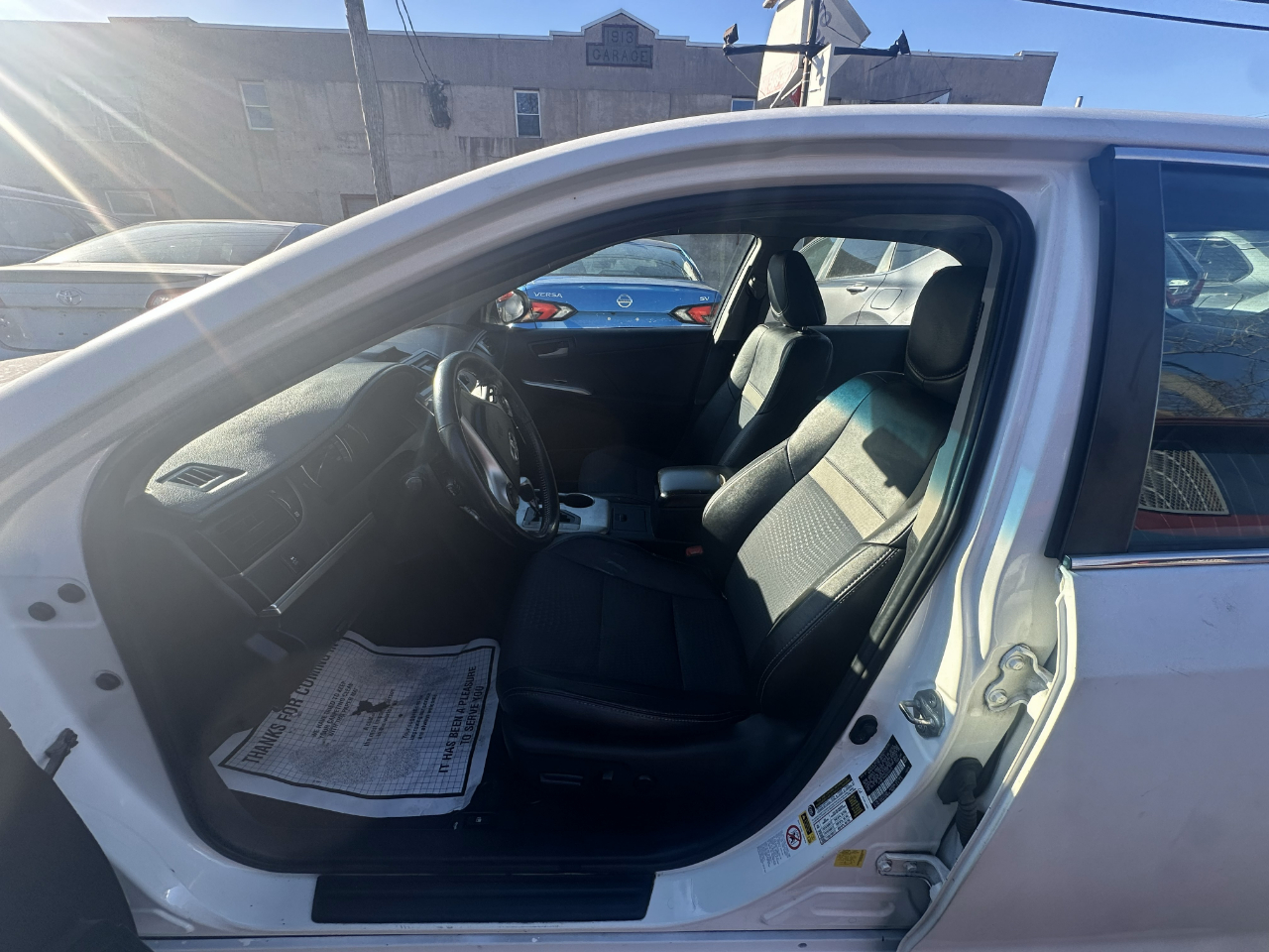 Toyota Camry 4dr Sdn I4 Auto XLE (Natl) 2013