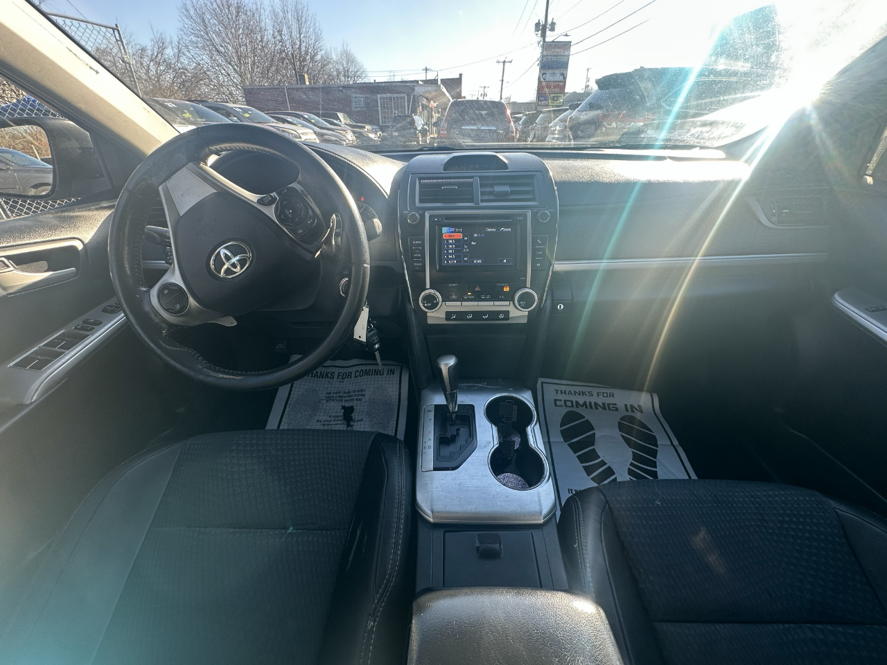 Toyota Camry 4dr Sdn I4 Auto XLE (Natl) 2013