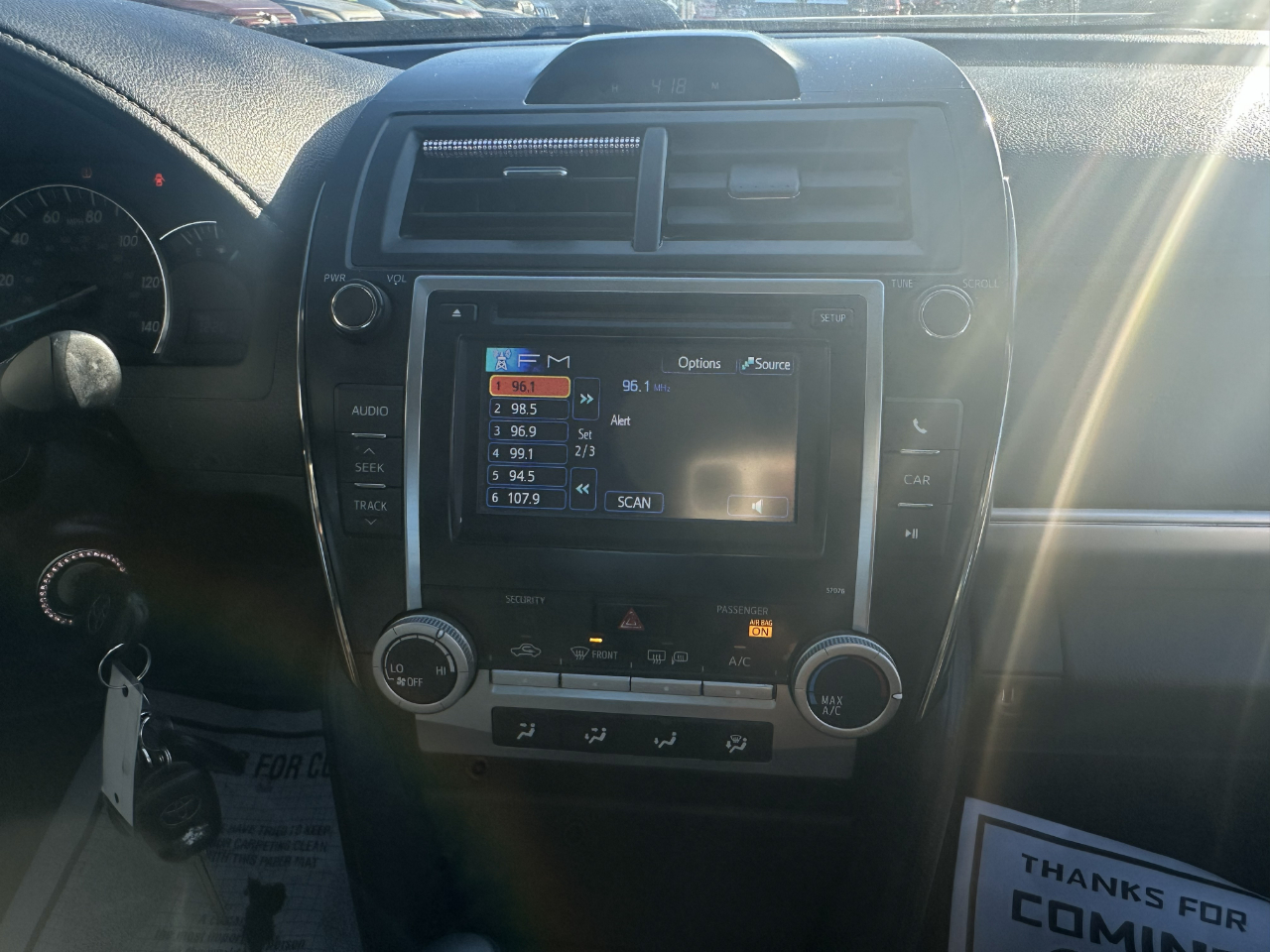 Toyota Camry 4dr Sdn I4 Auto XLE (Natl) 2013