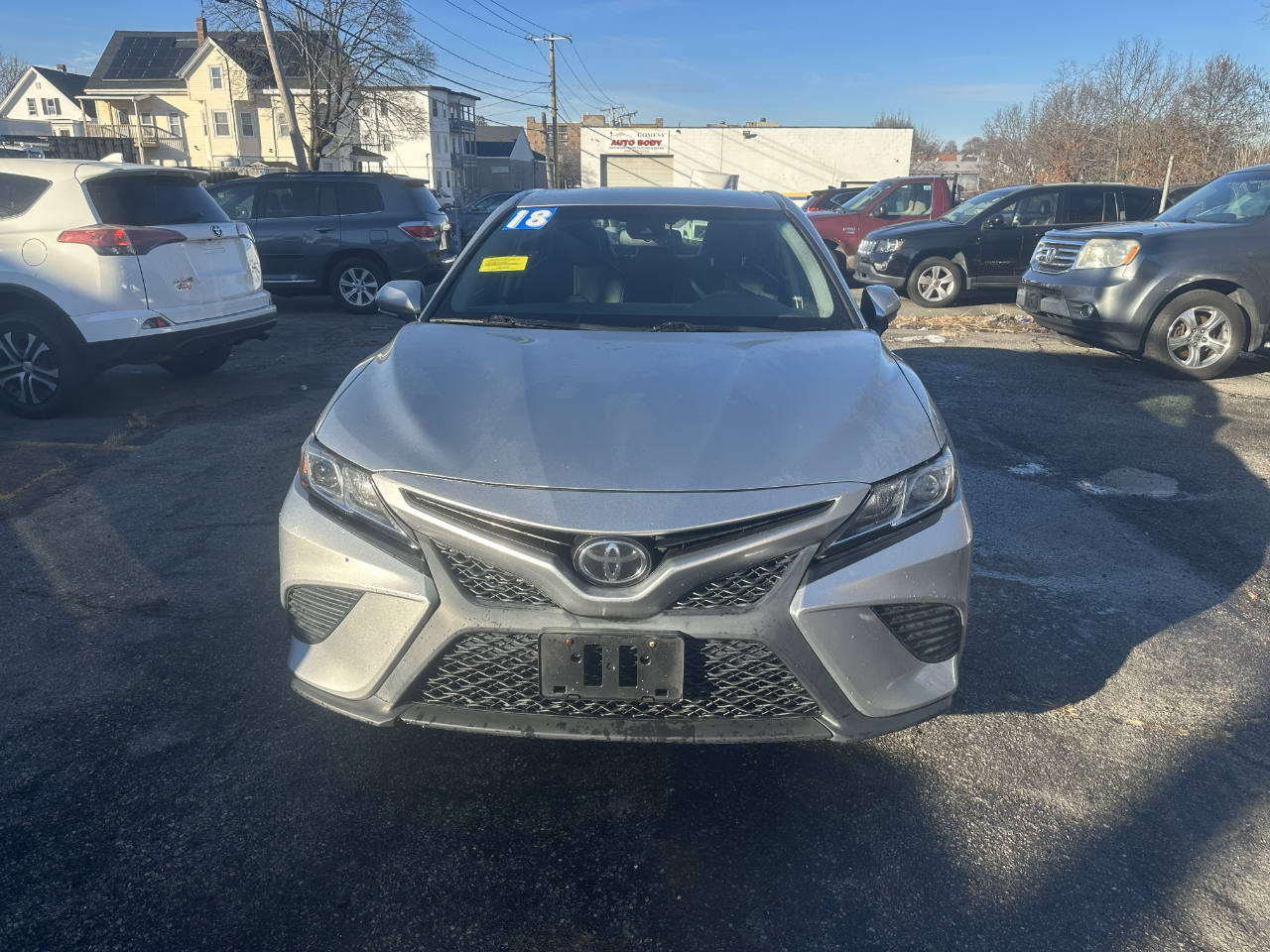 Toyota Camry XLE Auto (Natl) 2018