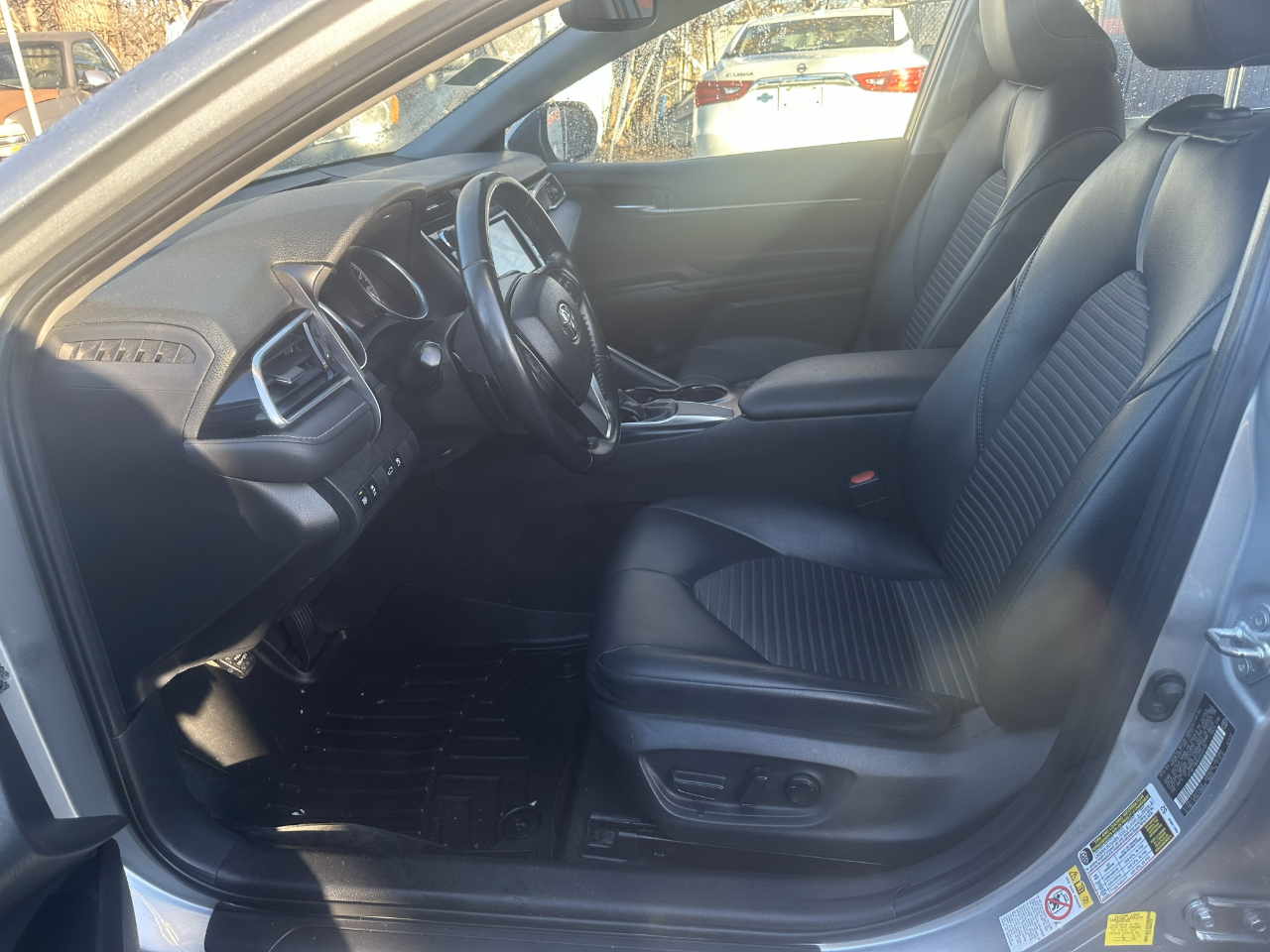 Toyota Camry XLE Auto (Natl) 2018