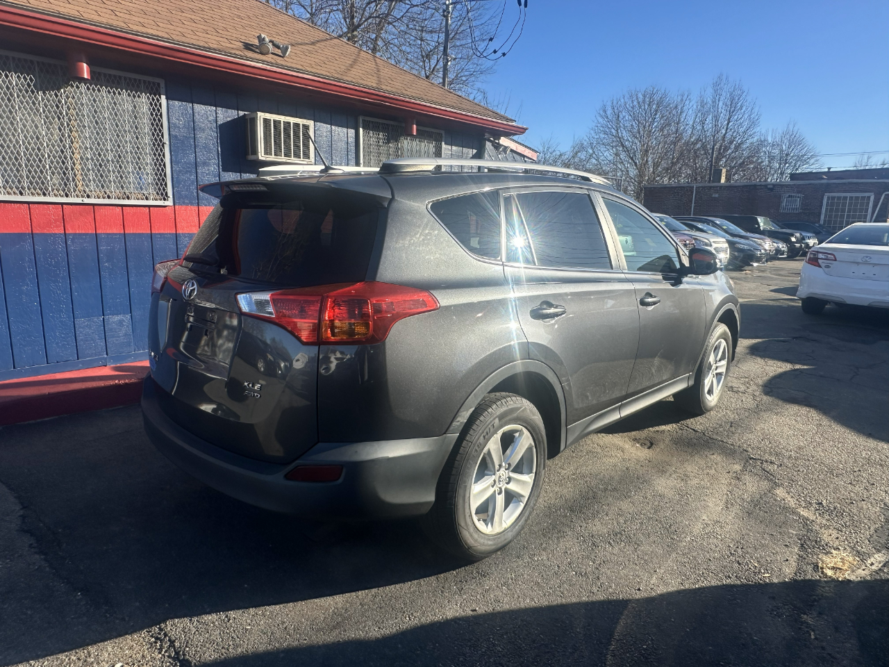 Toyota RAV4 AWD 4dr XLE (Natl) 2014