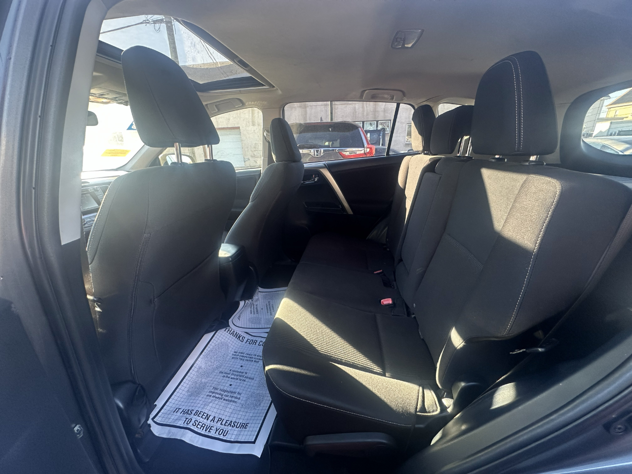 Toyota RAV4 AWD 4dr XLE (Natl) 2014