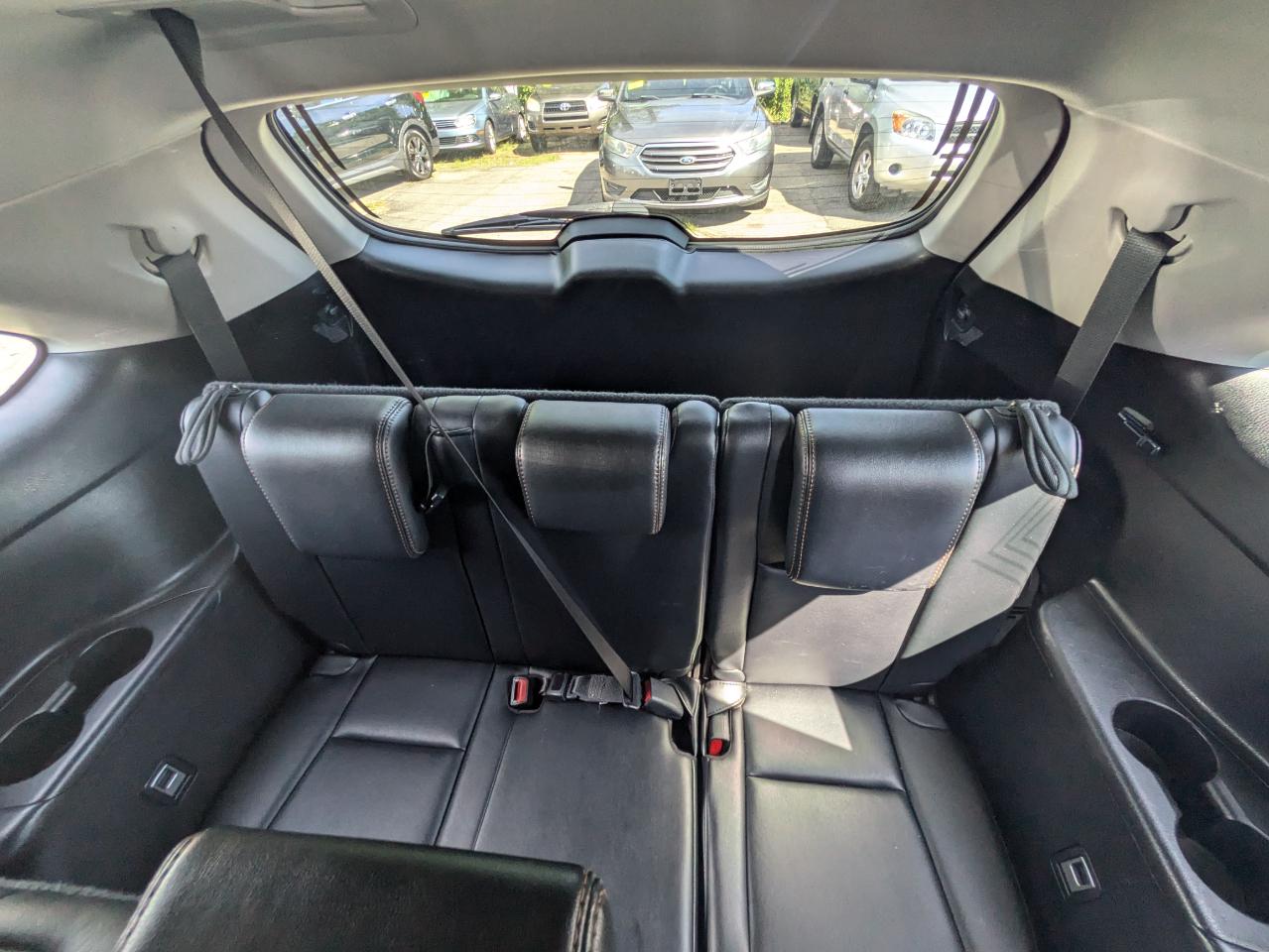 Toyota Highlander XLE V6 AWD (Natl) 2017