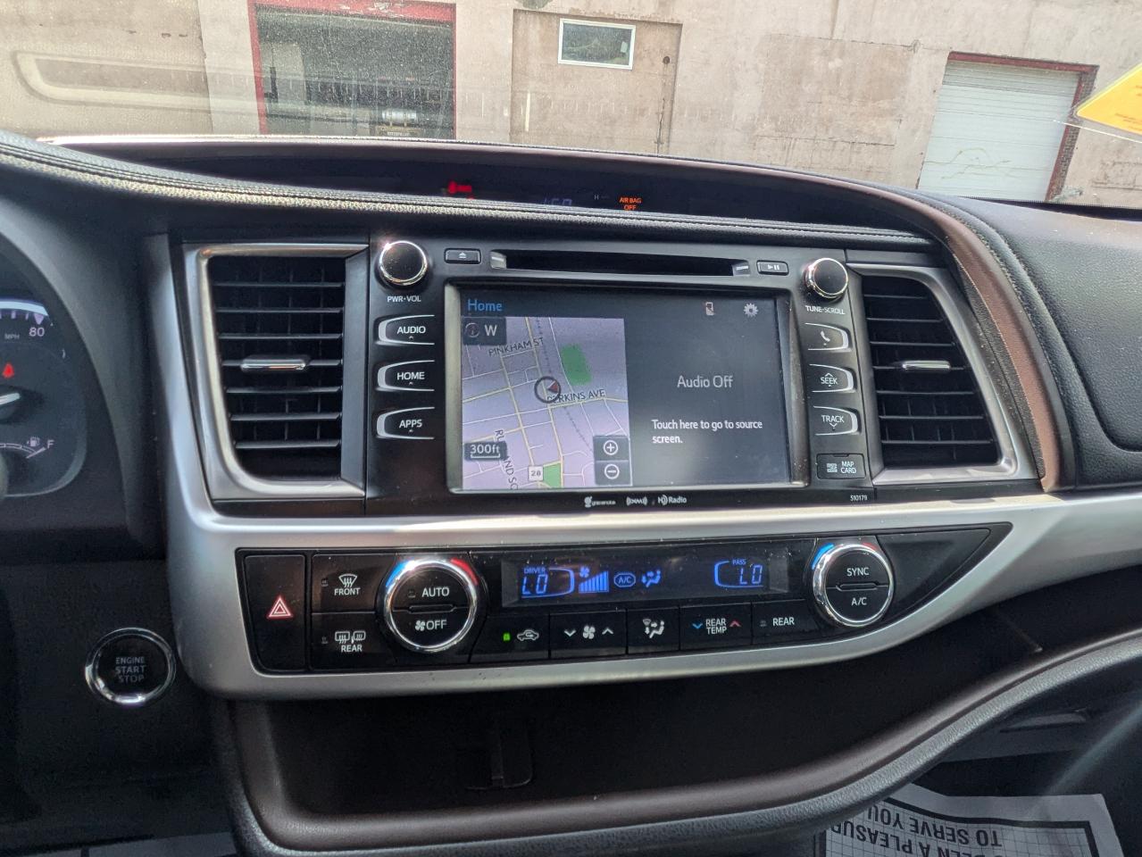 Toyota Highlander XLE V6 AWD (Natl) 2017