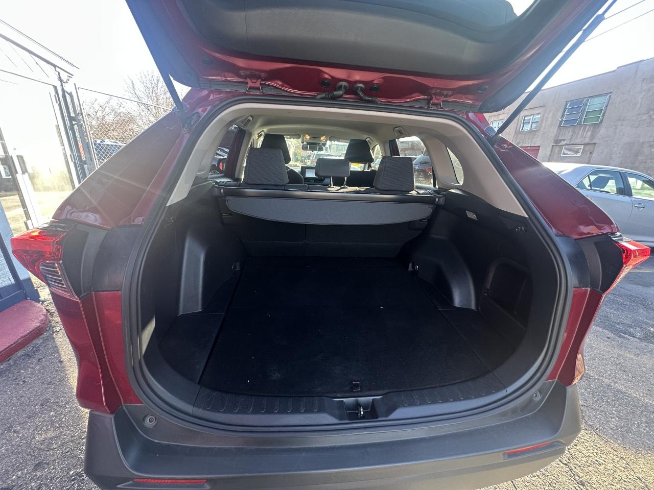 Toyota RAV4 Hybrid LE AWD (Natl) 2020