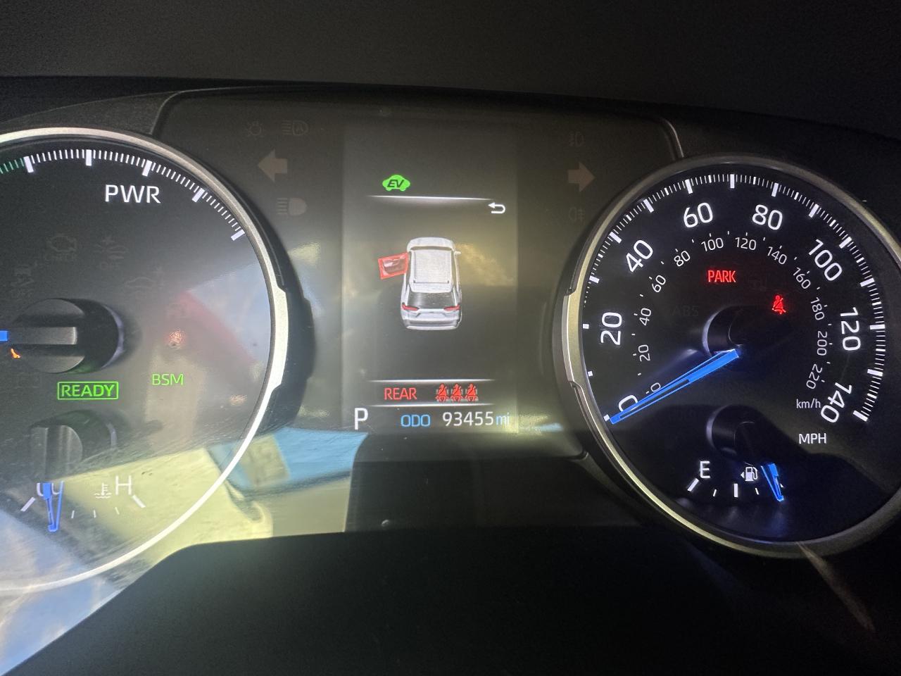 Toyota RAV4 Hybrid LE AWD (Natl) 2020