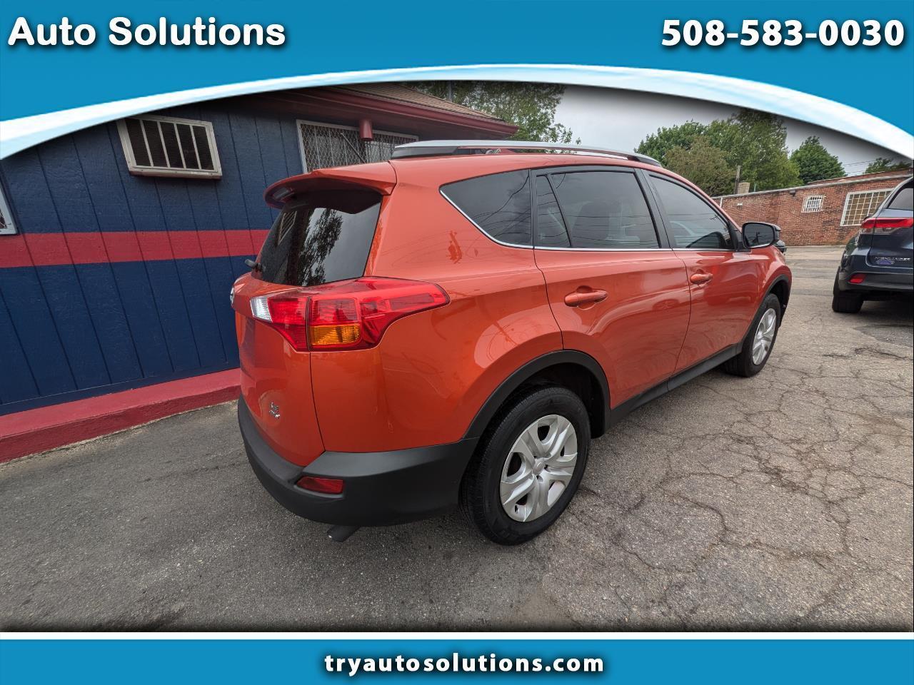 Toyota RAV4 AWD 4dr LE (Natl) 2015