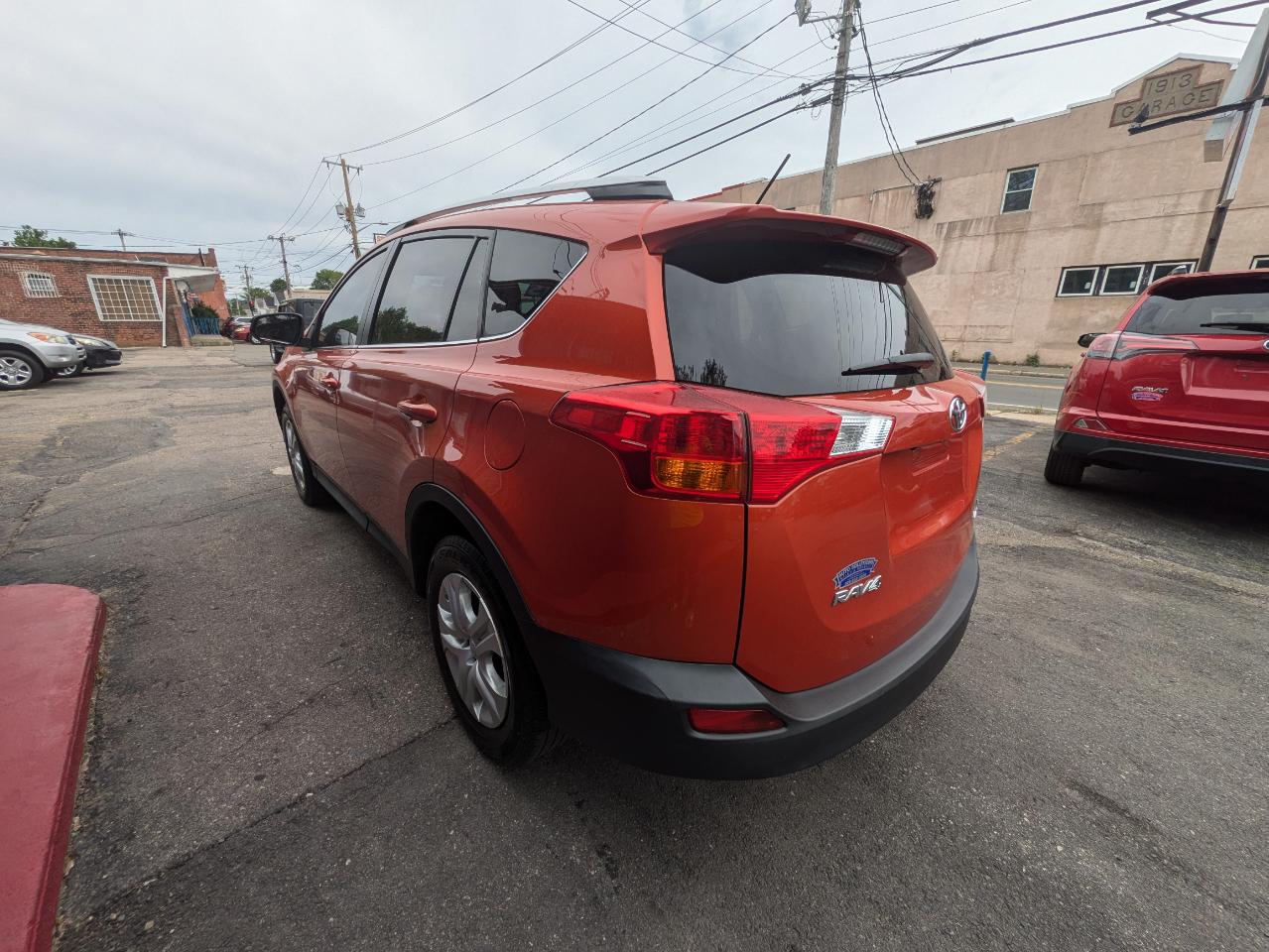 Toyota RAV4 AWD 4dr LE (Natl) 2015